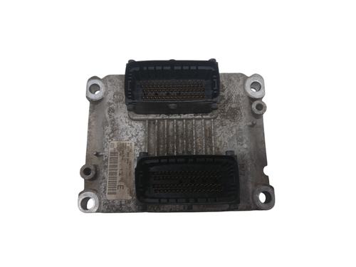 Used Engine control unit (ECU) Engine control unit (ECU) FIAT GRANDE PUNTO (199_) 1.4 16V (90 hp) 33694838 33694838