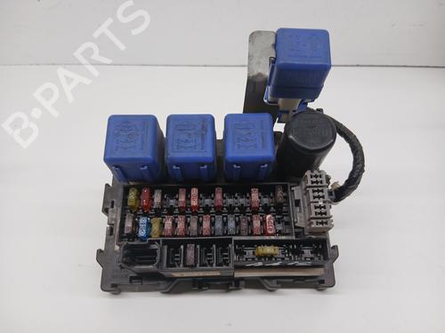 Used Fuse box NISSAN PICK UP (D22) 2.5 TD 4WD (103 hp) 29608714