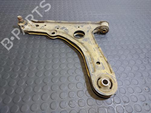 Venstre fortil bærearm VW GOLF III (1H1) 1.8 (90 hp) 32317801