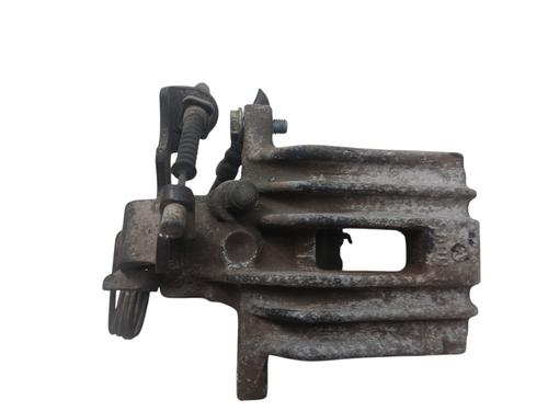 right-rear-brake-caliper-audi-a4-b5-8d2-19-tdi-1994-1995-1996-1997-1998-1999-2000-2001-20829582 main image