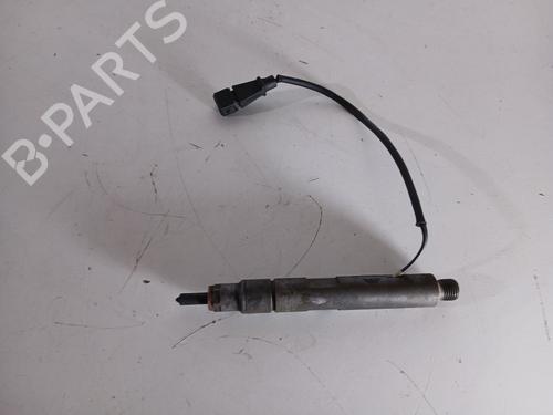 Injektor für RENAULT CLIO II (BB_, CB_) [1998-2016]  28800472
