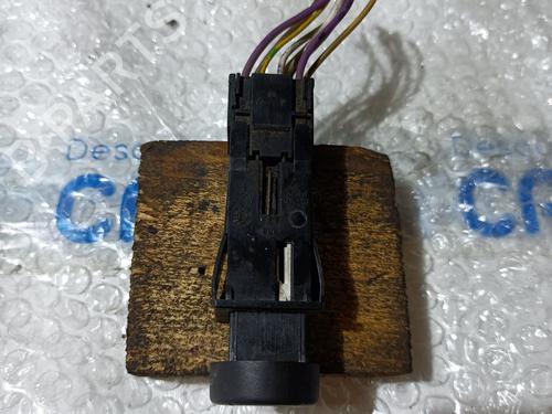 Warning switch VW POLO (6N2) | BP31818043I22