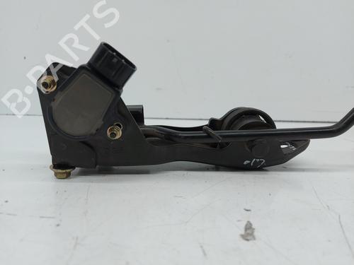 Clutch pedal TOYOTA HILUX VII Pickup (_N1_, _N2_, _N3_) 2.5 D-4D (KUN15, KUN10) | BP25136319I13 