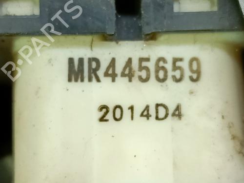 Right front window switch MITSUBISHI PAJERO III (V7_W, V6_W) 3.2 Di-D (V68W) | BP20820626I26 