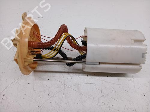 Used Fuel pump NISSAN QASHQAI II (J11, J11_) [2013-2025]  25607512