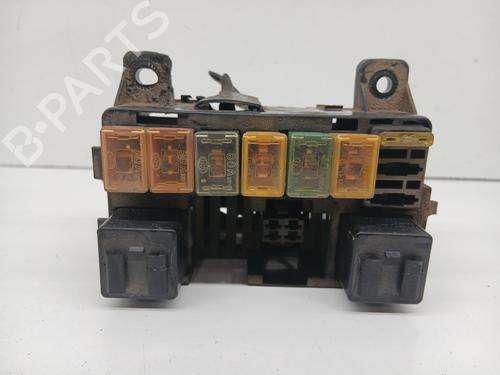Used Fuse box KIA SPORTAGE SUV (K00) 2.0 i 16V (128 hp) 29409088