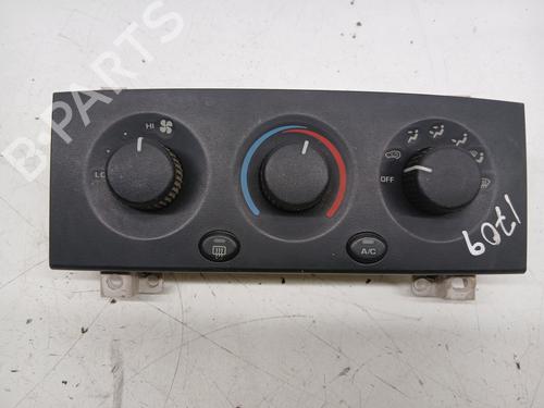 Used Climate control JEEP GRAND CHEROKEE II (WJ, WG) 3.1 TD 4x4 (140 hp) 25793634