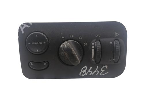 Used Headlight switch Headlight switch CHRYSLER VOYAGER IV (RG, RS) 2.5 CRD (141 hp) 33478769 33478769