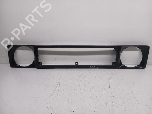 Used Grille SUZUKI SAMURAI Closed Off-Road Vehicle (SJ_) 1.3 (SJ 413) (67 hp) 31015736