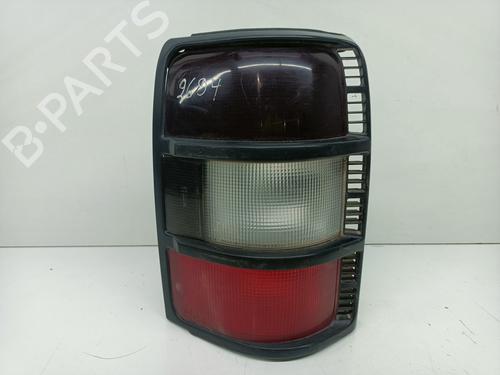 Feu arrière droit MITSUBISHI PAJERO II (V3_W, V2_W, V4_W, V5_W) [1990-2001]  32428520