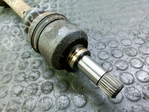 Used Left front driveshaft VW GOLF III (1H1) 1.9 TDI (90 hp) 32036846