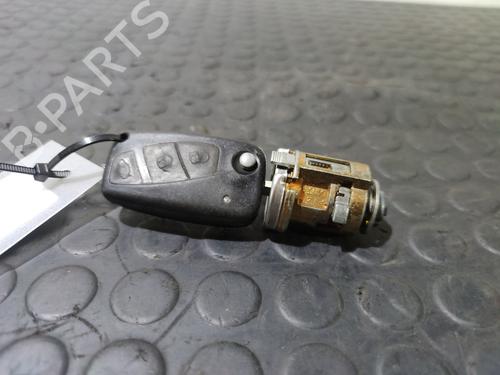 Used Ignition barrel LANCIA LYBRA SW (839_) 2.4 JTD (839.BXE1A) (150 hp) 28721847