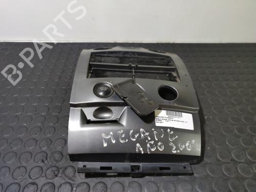 Used Ignition barrel RENAULT MEGANE I (BA0/1_) 1.4 e (BA0E, BA0V) (75 hp) 30617188