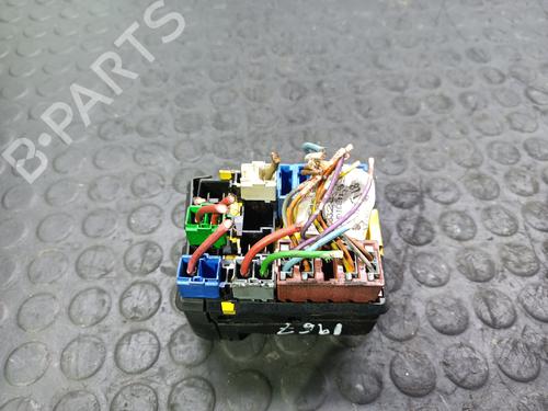 Fuse box PEUGEOT 406 (8B) 2.1 TD 12V | BP20817271E1 