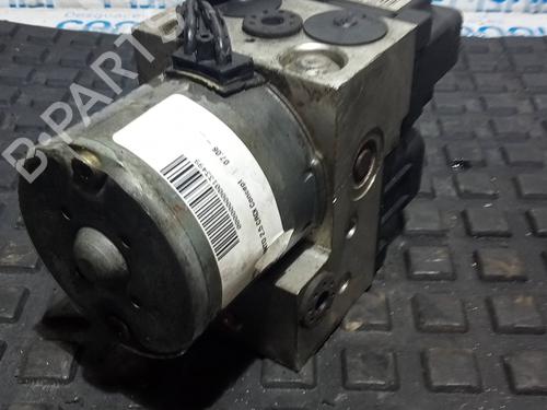 ABS Bremseaggregat KIA SORENTO I (JC) 2.5 CRDi 4WD (140 hp) 20839147