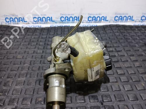 Used Brake master cylinder MERCEDES-BENZ 124 Saloon (W124) 200 D (124.120) (75 hp) 20834139