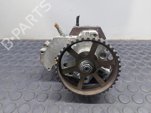 Used Injection pump RENAULT LAGUNA II (BG0/1_) [2001-2007]  21145716