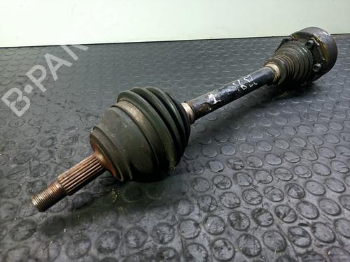 Used Left front driveshaft VW GOLF III (1H1) [1989-2000]  32036646