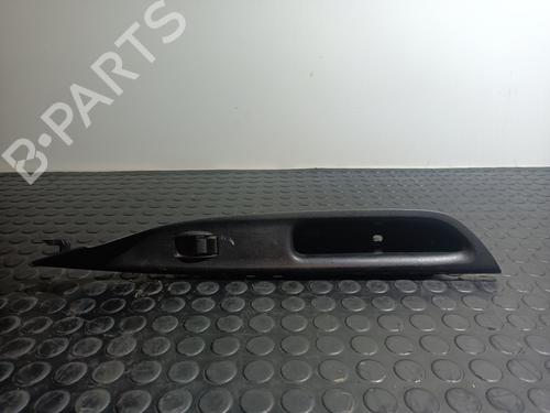 Pulsantiera anteriore destra MAZDA 6 Hatchback (GG) 2.0 DI (GG14) (136 hp) 20828975