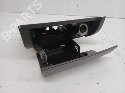 Popielniczka SAAB 9-3 (YS3F, E79, D79, D75) 1.9 TiD 12785423 |