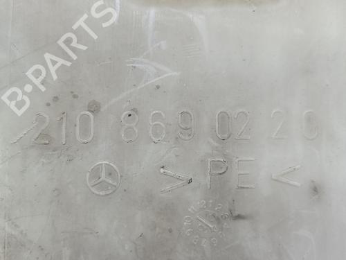 Windscreen washer tank MERCEDES-BENZ E-CLASS (W210) E 290 Turbo-D (210.017) | BP20828537C113 