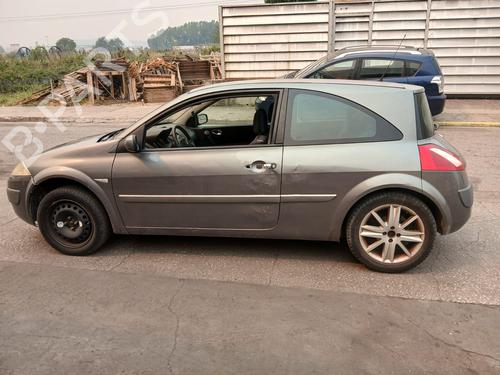 Brugte RENAULT MEGANE II Saloon (LM0/1_) 1.9 dCi (LM0G, LM1G, LM2C) (120 hp) 4236747