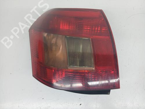 Used Right taillight TOYOTA COROLLA (_E12_) [2001-2008]  33030172