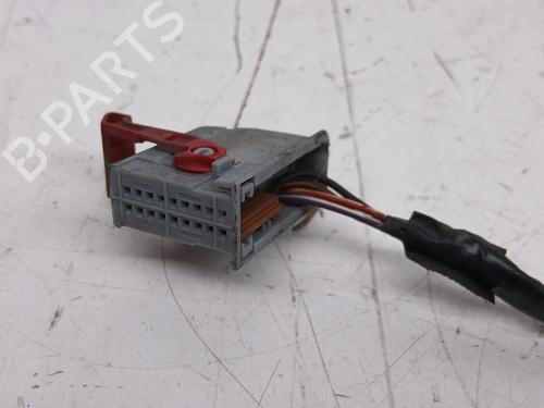 Right mirror FIAT STILO (192_) 1.9 JTD (192_XE1A) | BP28529973C27