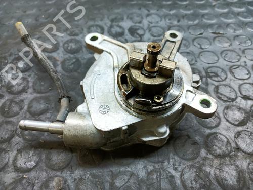 Used Vacuum pump TOYOTA RAV 4 III (_A3_) 2.2 D 4WD (ALA30_, ALA30R) (177 hp) 32036805