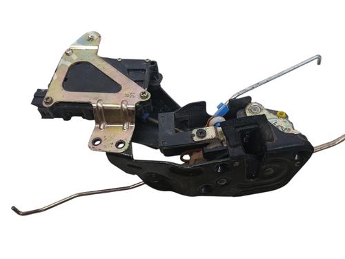front-right-lock-hyundai-accent-ii-lc-1999-2000-2001-2002-2003-2004-2005-2006-2007-2008-2009-2010-2011-2012-34099290 main image