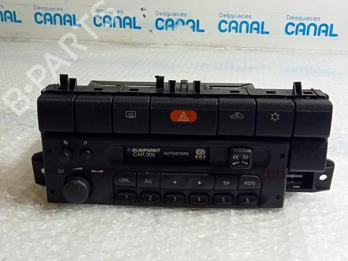 Used Radio OPEL VECTRA B Hatchback (J96) [1995-2003]  29731580