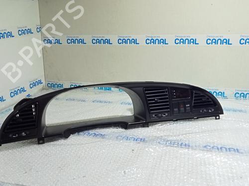 Used Air vent DAEWOO NUBIRA Saloon (J100) 1.6 16V (106 hp) 20815110