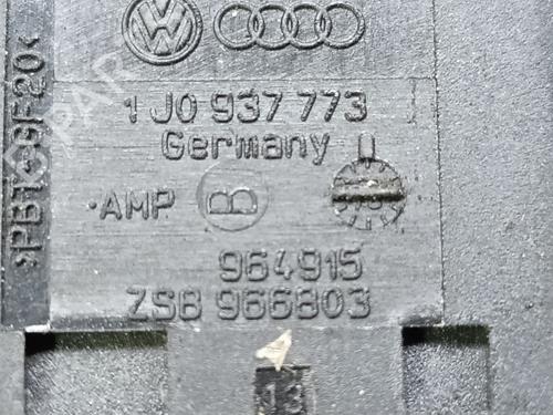 Sikringsdose SEAT LEON (1M1)  | BP20822230E1 