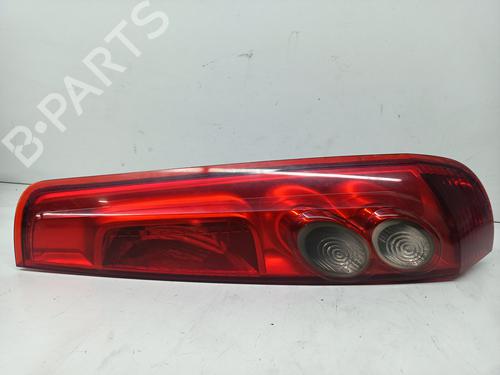 Used Right taillight FORD FIESTA V (JH_, JD_) 1.4 TDCi (68 hp) 27996242