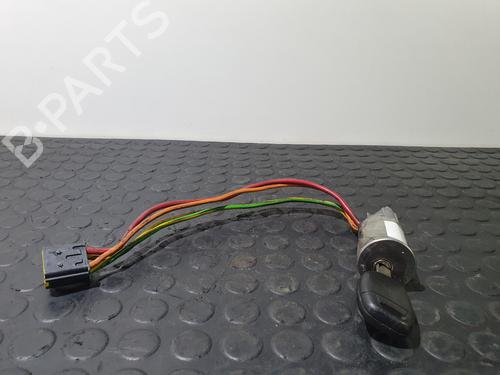 Used Ignition barrel RENAULT CLIO II (BB_, CB_) 1.2 (BB0A, BB0F, BB10, BB1K, BB28, BB2D, BB2H, CB0A,... (58 hp) 28183430