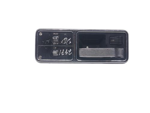 Used Rear left interior door handle Rear left interior door handle JEEP CHEROKEE (XJ) 4.0 i (185 hp) 33852858 33852858