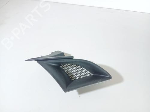 Used Grille ALFA ROMEO 166 (936_) 2.4 JTD (936AXC00, 936AXD01) (175 hp) 26901596