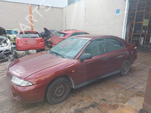 Front left window mechanism MITSUBISHI CARISMA Saloon (DA_) 1.9 TD (DA4A) | BP20833895C22 