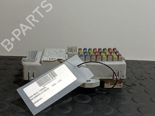 Used Fuse box KIA SORENTO I (JC) 2.5 CRDi 4WD (140 hp) 20832484
