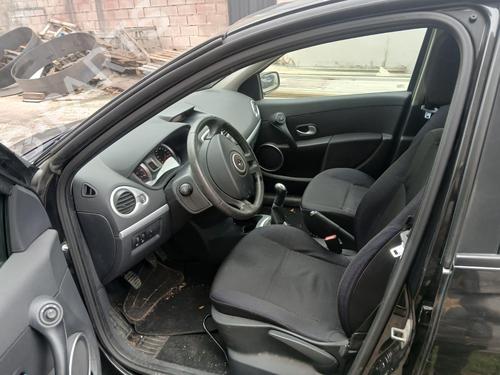 Middle console RENAULT CLIO III (BR0/1, CR0/1) 1.5 dCi (BR17, CR17) | BP31653159I22 