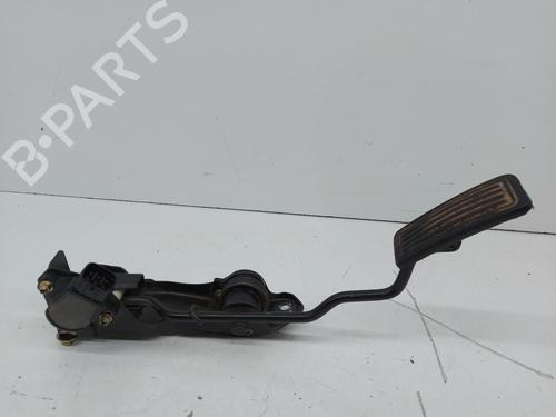 Used Clutch pedal TOYOTA HILUX VII Pickup (_N1_, _N2_, _N3_) 2.5 D-4D (KUN15, KUN10) (102 hp) 25136319