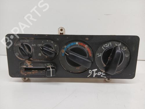 Used Climate control MITSUBISHI PAJERO II (V3_W, V2_W, V4_W, V5_W) 2.5 TD 4WD (V24W) (99 hp) 28716397
