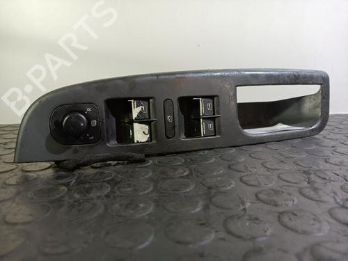 Used Left front window switch VW GOLF V (1K1) [2003-2010]  20820570