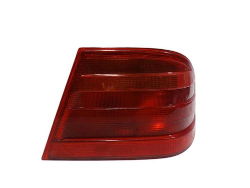 Used Right taillight Right taillight MERCEDES-BENZ E-CLASS (W210) E 300 D (210.020) (136 hp) 39694038 39694038