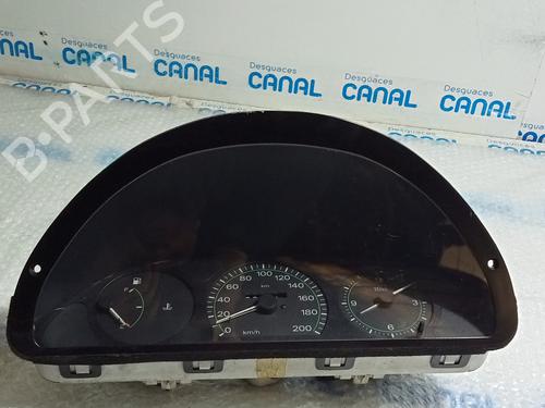 Used Instrument cluster FIAT PUNTO (176_) 1.7 TD (176AT) (63 hp) 20821517