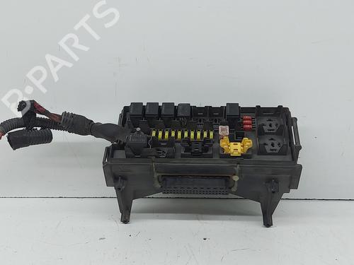 Used Fuse box JEEP GRAND CHEROKEE III (WH, WK) 3.0 CRD 4x4 (218 hp) 26610815
