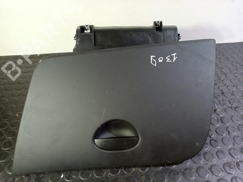 Porta-luvas SEAT LEON (1P1) 1.4 TSI (125 hp) 32144269