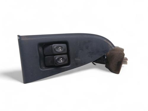Used Left front window switch RENAULT KANGOO (KC0/1_) D 65 1.9 (KC0E, KC02, KC0J, KC0N) (64 hp) 31975332