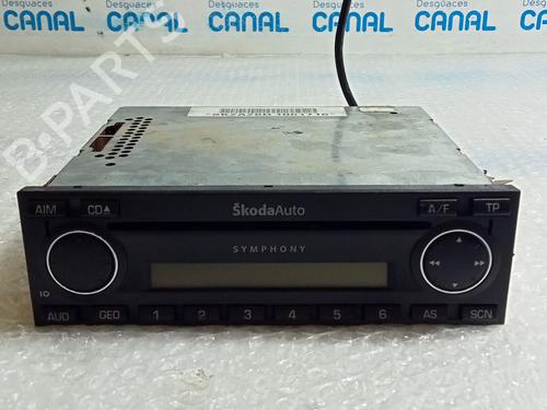 Used Radio SKODA OCTAVIA I (1U2) 1.9 TDI (90 hp) 29822764