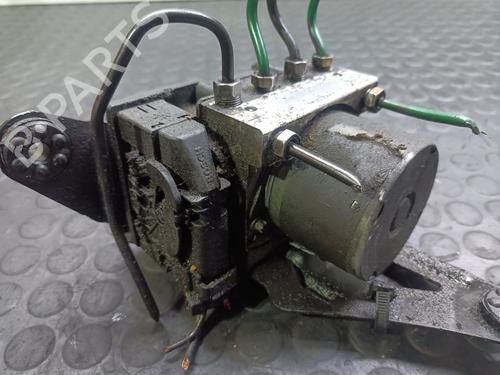 Used ABS pump RENAULT GRAND SCÉNIC II (JM0/1_) 1.5 dCi (JM02, JM13) (101 hp) 20838289